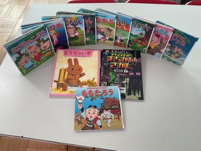 新しい本たちです