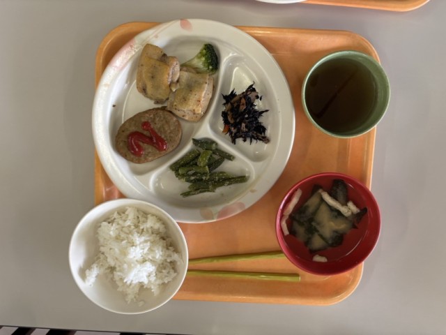 お昼ごはん