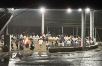 雨のキャンプファイヤー